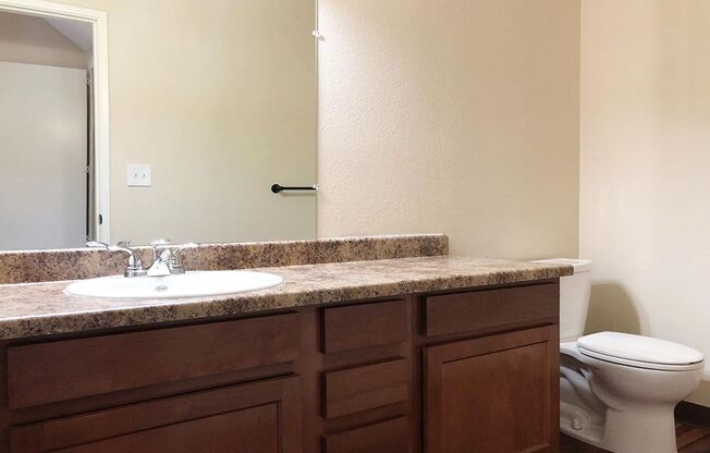 2 beds, 1.5 baths, 1,000 sqft, $2,345, Unit D05