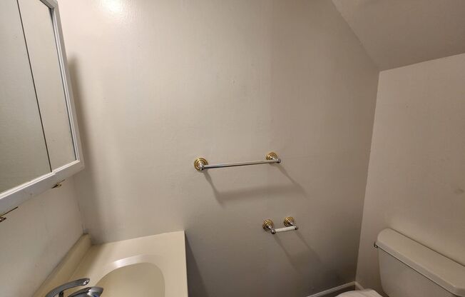 8613 La Riviera Dr #C - Sacramento 95826