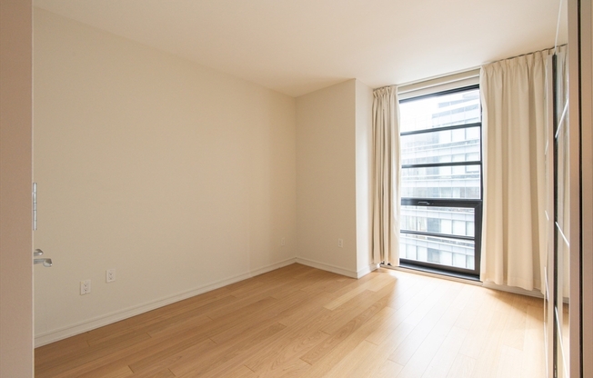 1 bed, 1 bath, 855 sqft, $4,650, Unit 6F