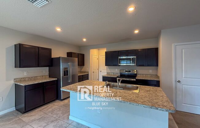 Spacious & Modern 4-Bedroom Home with Large Backyard!