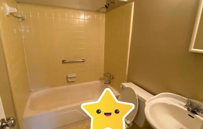 2 beds, 1 bath, 750 sqft, $900, Unit A1