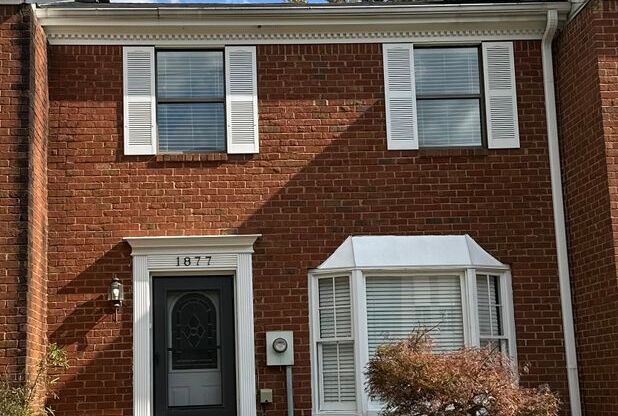 Beautiful Townhome in Lawrenceville!! AVAILABLE Soon!