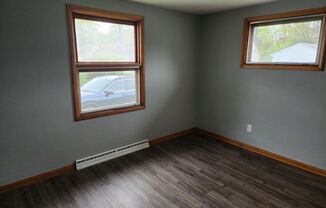 2 beds, 1 bath, $950