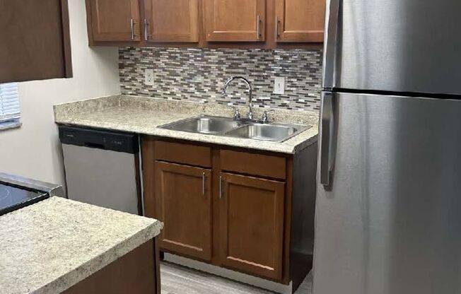 2 beds, 1.5 baths, 1,425 sqft, $1,455, Unit 1101G