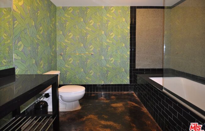2 beds, 2 baths, 1,740 sqft, $4,200, Unit 811