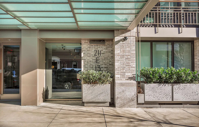 1 bed, 1 bath, 855 sqft, $7,995, Unit PH1B