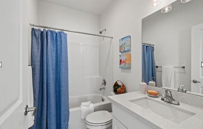 2 beds, 2 baths, 1,212 sqft, $2,000, Unit L2