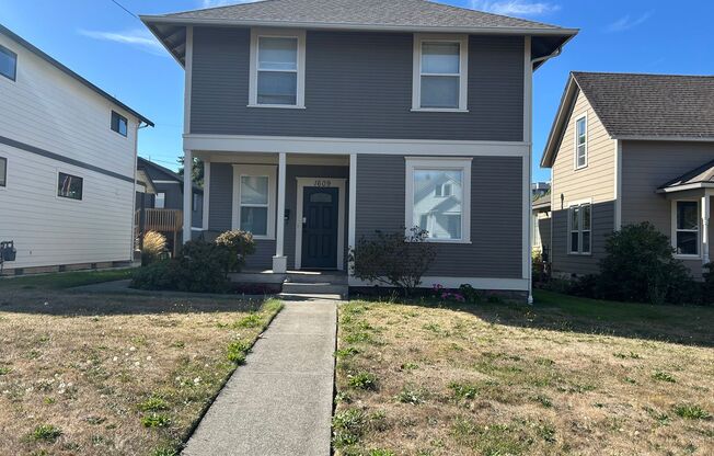 1609 Humboldt St