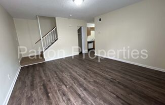 2 beds, 1 bath, 1,009 sqft, $1,095, Unit J2