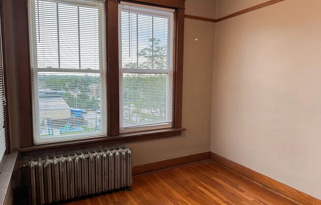 1 bed, 1 bath, 650 sqft, $850, Unit 509 S 18th St-4