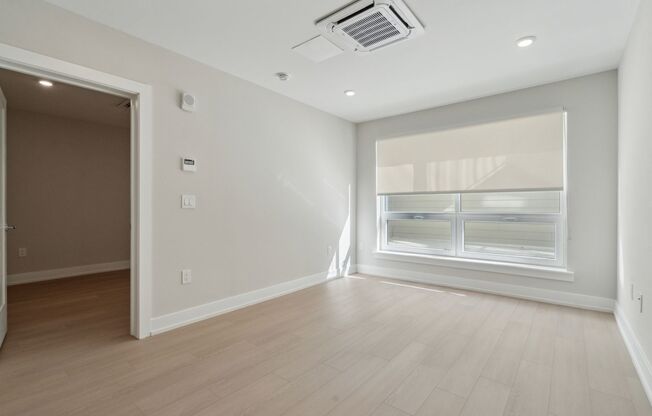 1 bed, 1 bath, 618 sqft, $1,800, Unit Unit 636