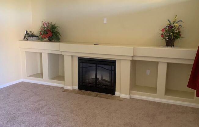 5 beds, 3.5 baths, $2,895