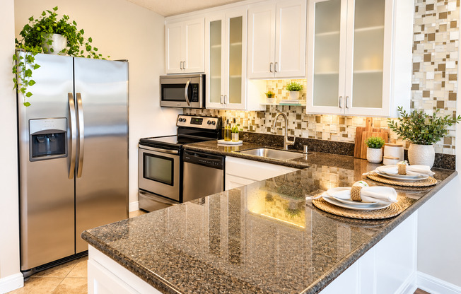 1 bed, 2 baths, 1,000 sqft, $4,095, Unit 333