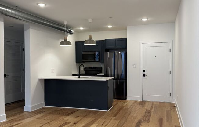 1 bed, 1 bath, 615 sqft, $1,495, Unit 410