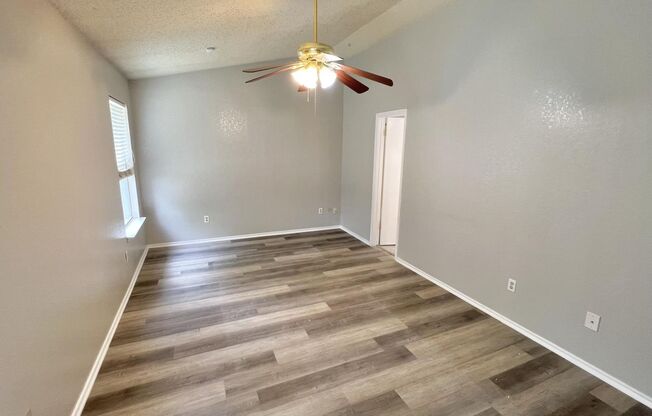 3 beds, 2 baths, $1,450