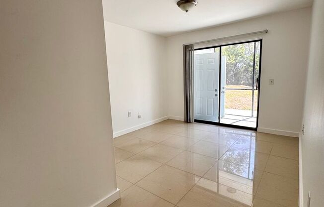 3 beds, 2 baths, 1,205 sqft, $2,075, Unit 003