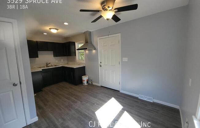 3529 SPRUCE AVE