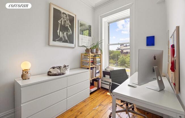 21 BREVOORT PL