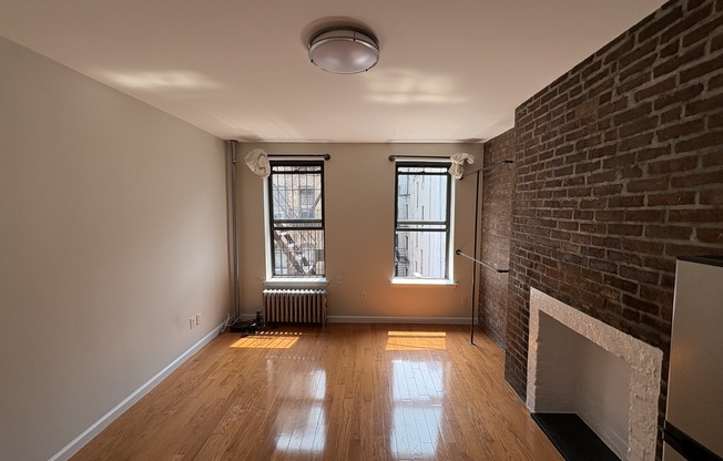 40 LUDLOW ST