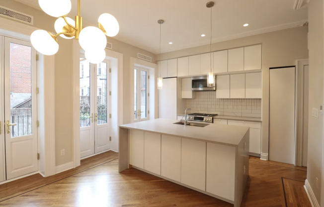 56 PUTNAM AVE