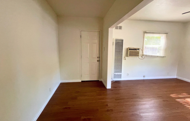 1 bed, 1 bath, $1,695, Unit 7334