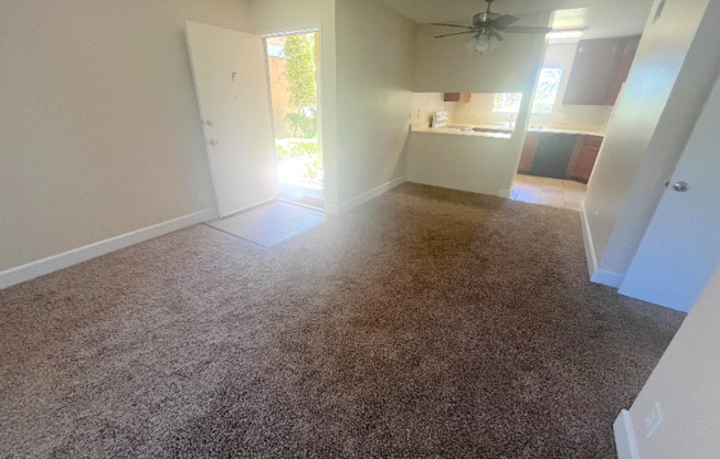 390 N SAN ANTONIO AVE