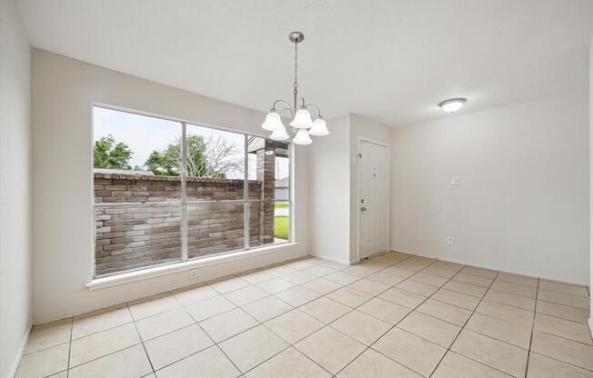 8434 Bird Run Dr