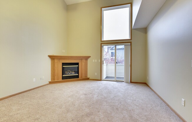Open and bright 2 Bath/2 Bed plus loft Townhome. Available July 1st!
