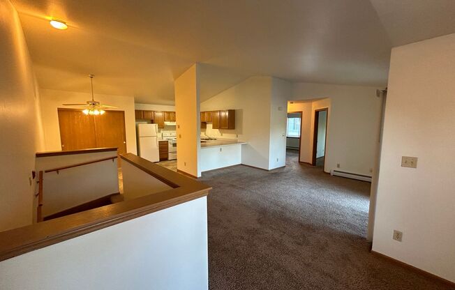 2 beds, 1 bath, $1,155, Unit 1958-10