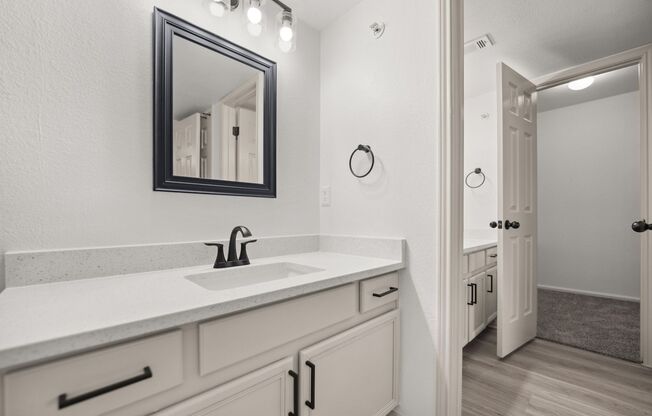2 beds, 2 baths, $1,425, Unit 1208