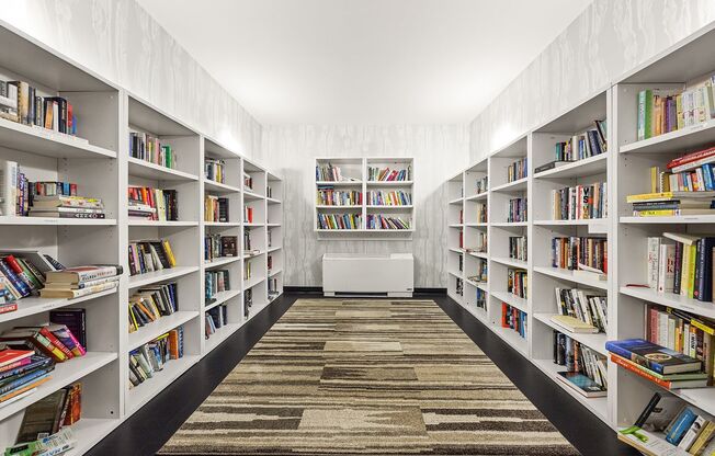 1 bed, 1.5 baths, 920 sqft, $6,500, Unit 845