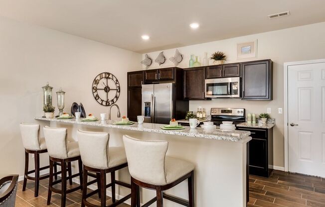 3 beds, 2.5 baths, 1,835 sqft, $2,630