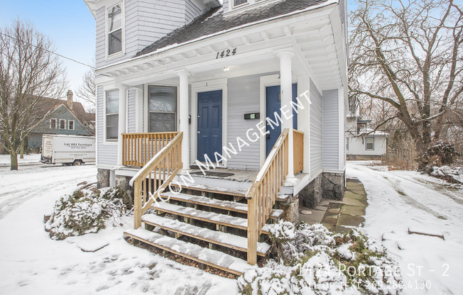 1424 PORTAGE ST