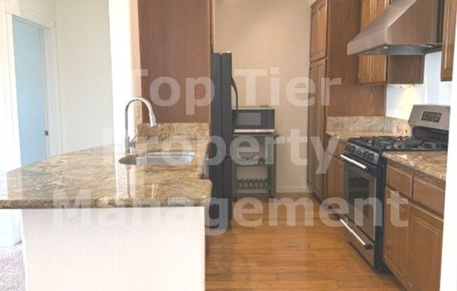 ***Dual-Primary 2 bed / 2 bath Condo in Carmel Valley - Available NOW***