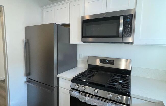 1840 North Gramercy Pl.