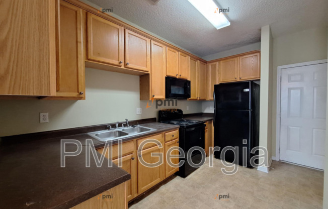7565 RUTGERS CIR