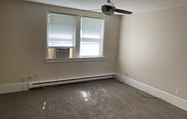 1 bed, 1 bath, 600 sqft, $695, Unit Apt. 1