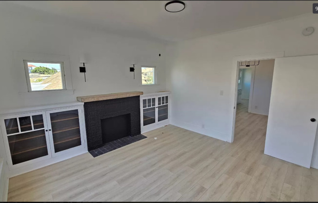 2 beds, 1 bath, $2,495