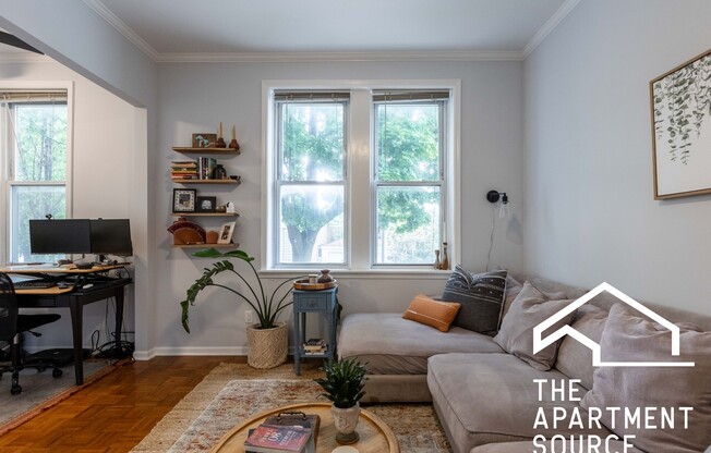 2215 W WELLINGTON