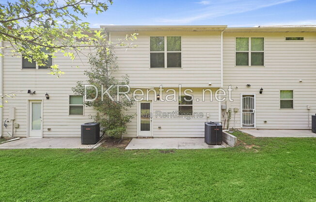 2 beds, 2.5 baths, 1,300 sqft, $1,850