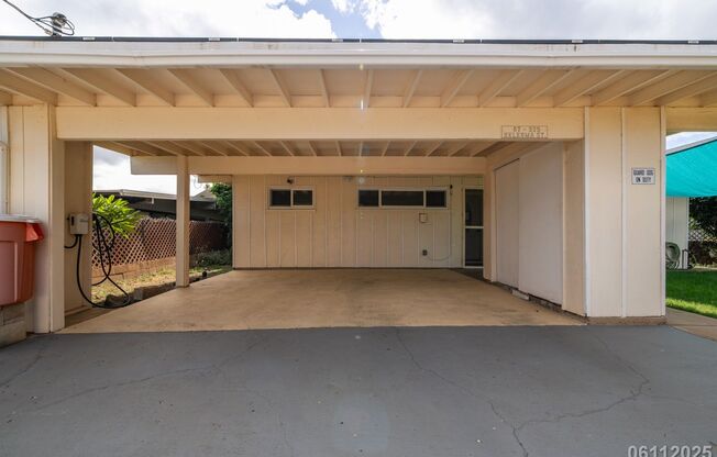 5bd / 2.5ba Single Family Home in Waianae HI