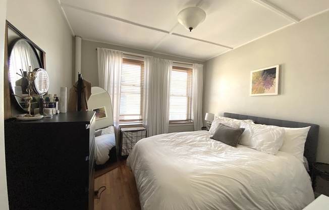 1 bed, 1 bath, 500 sqft, $3,000, Unit 30