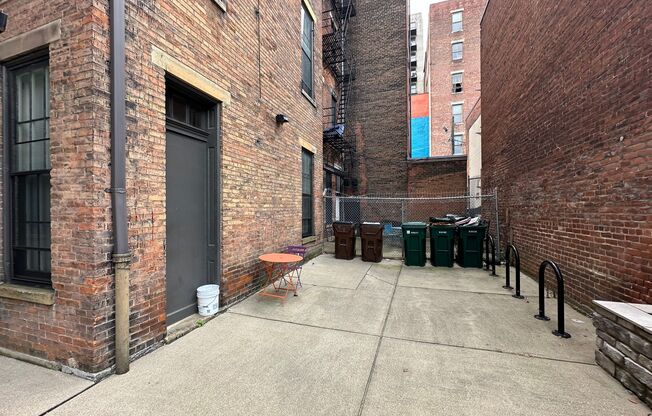 1123-1125 Walnut St