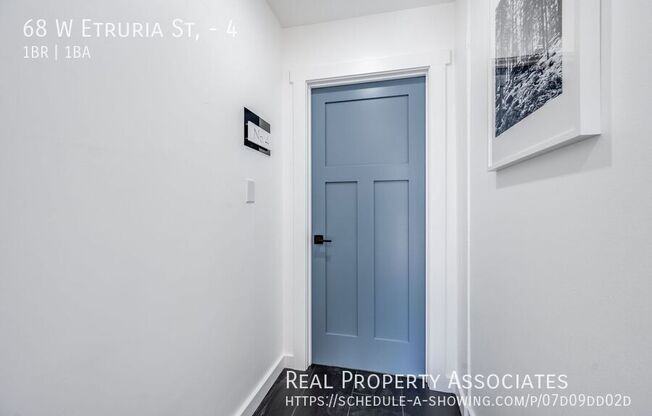 68 W ETRURIA ST