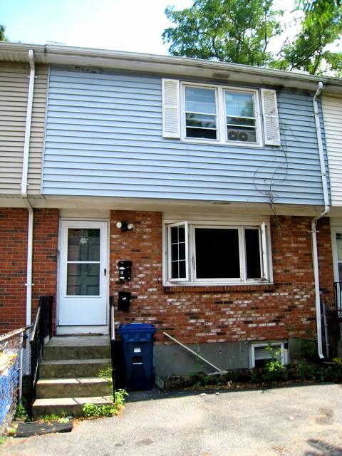 35 HIGGINS ST