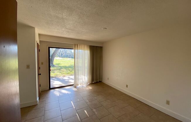 2 beds, 2 baths, $1,299, Unit #3300-1