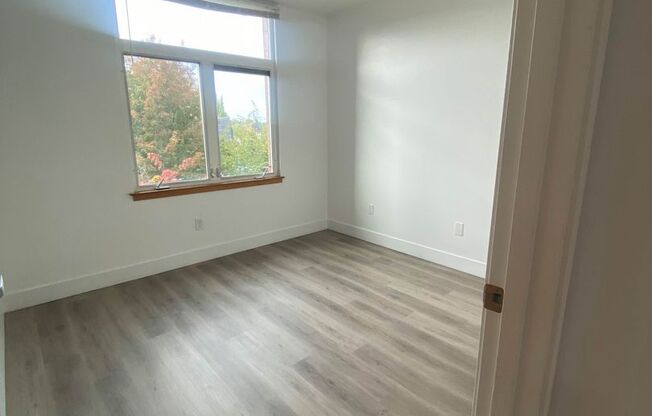 1 bed, 1 bath, 637 sqft, $1,321, Unit 310