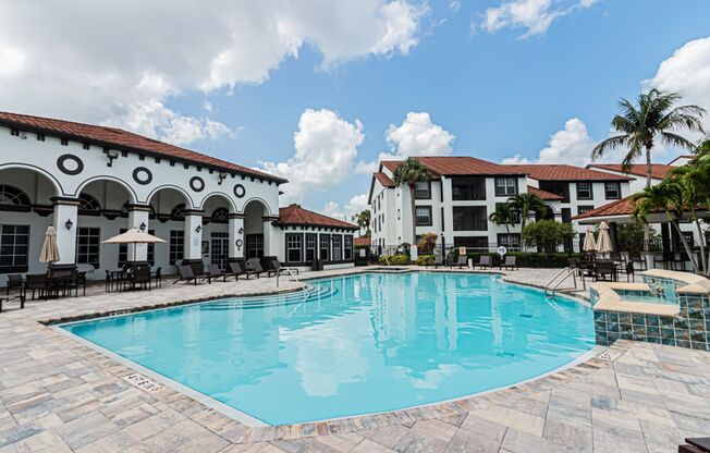 Ground-Level Comfort in North Naples – 2BR Condo in Fairway Preserve at Olde Cypress