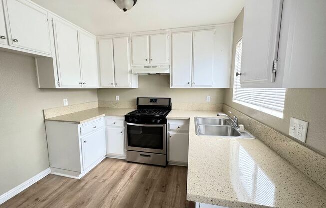 1 bed, 1 bath, 800 sqft, $1,785, Unit 7