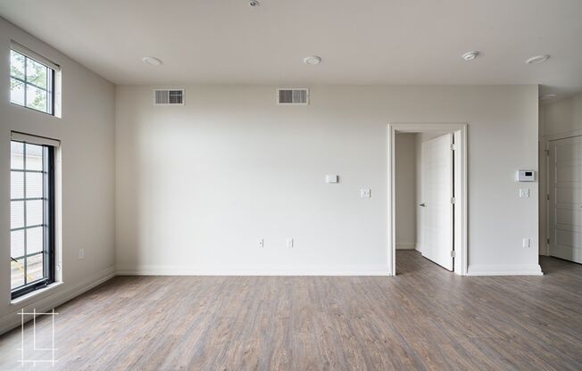 1 bed, 1 bath, $1,525, Unit 1112 N 4th St. Apt. 212